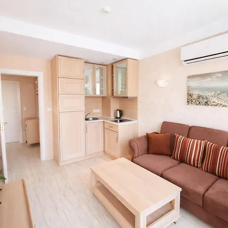 Harmony Suites-5 Private B544