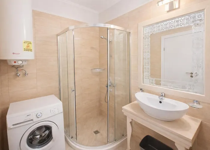 Harmony Suites-4 Private B544 Apartament *